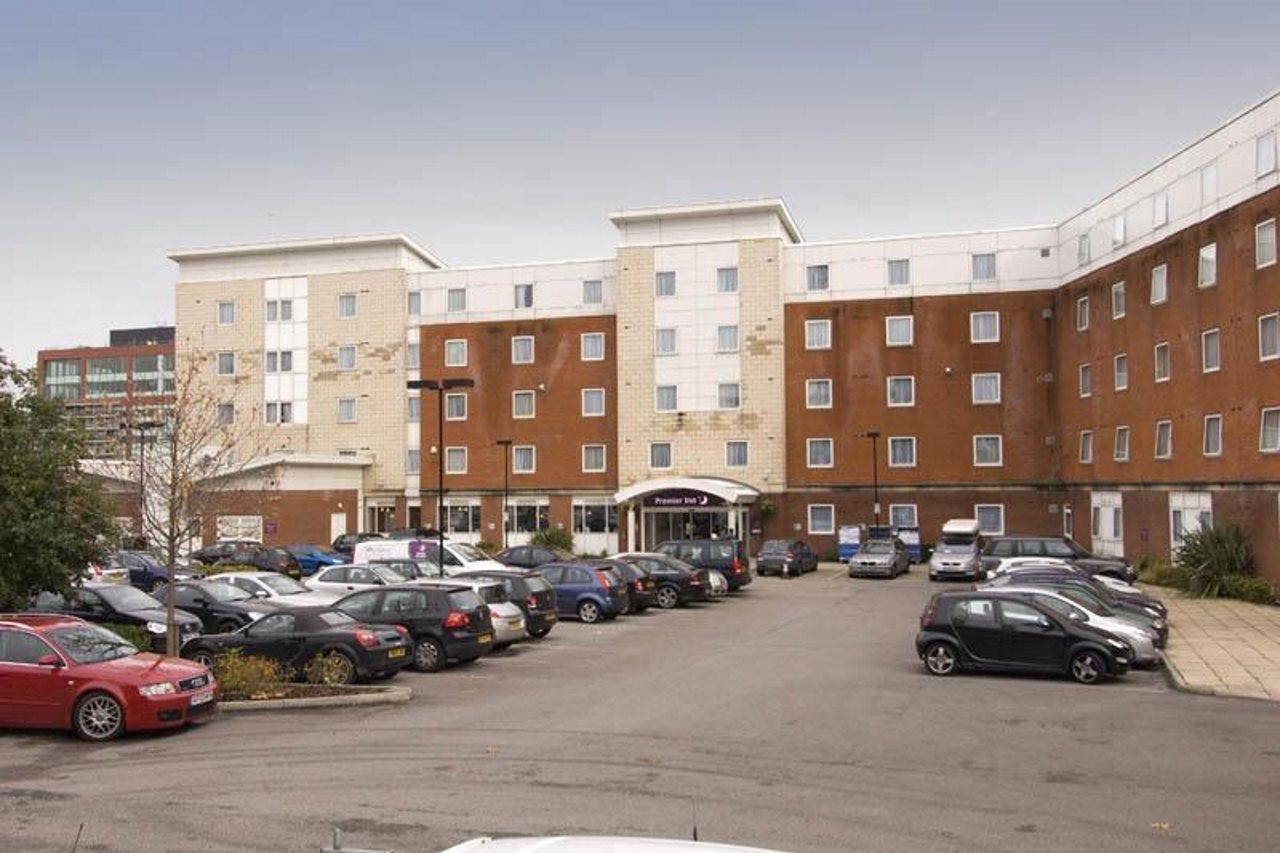Premier Inn Manchester City Centre Екстериор снимка